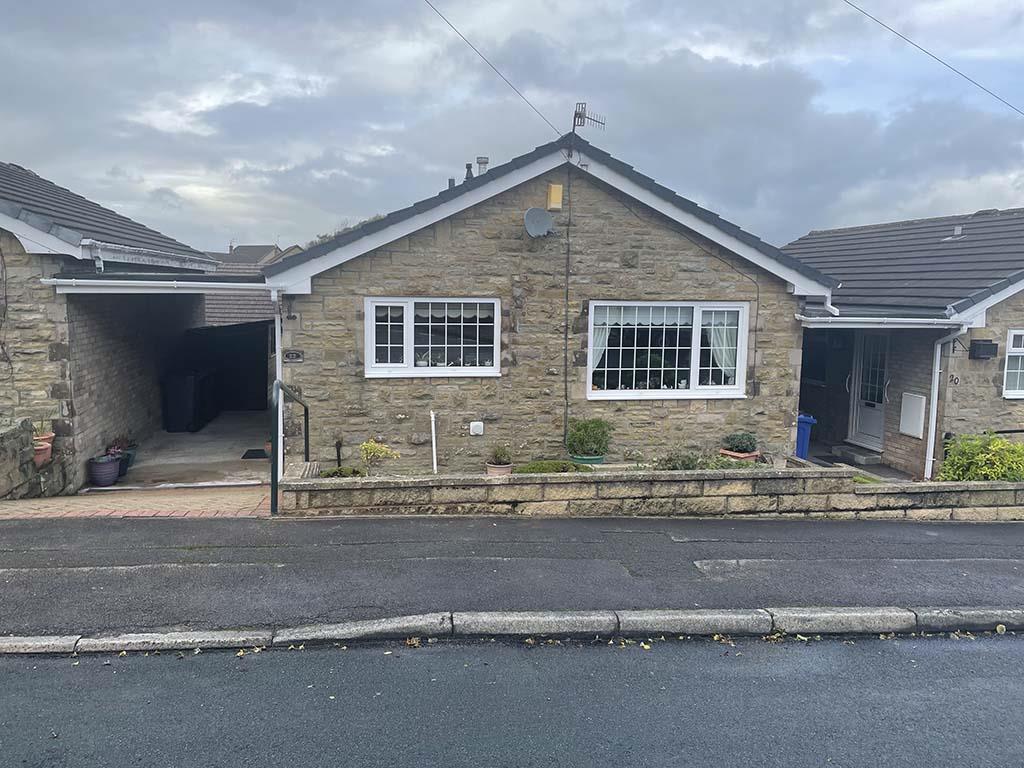 2 bedroom detached bungalow SSTC in Barnoldswick - IMG_7356.jpg